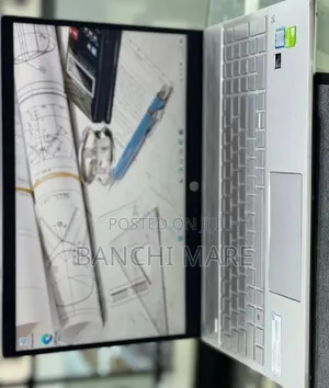 New Laptop HP Pavilion 15 8GB Intel Core i5 SSD 512GB