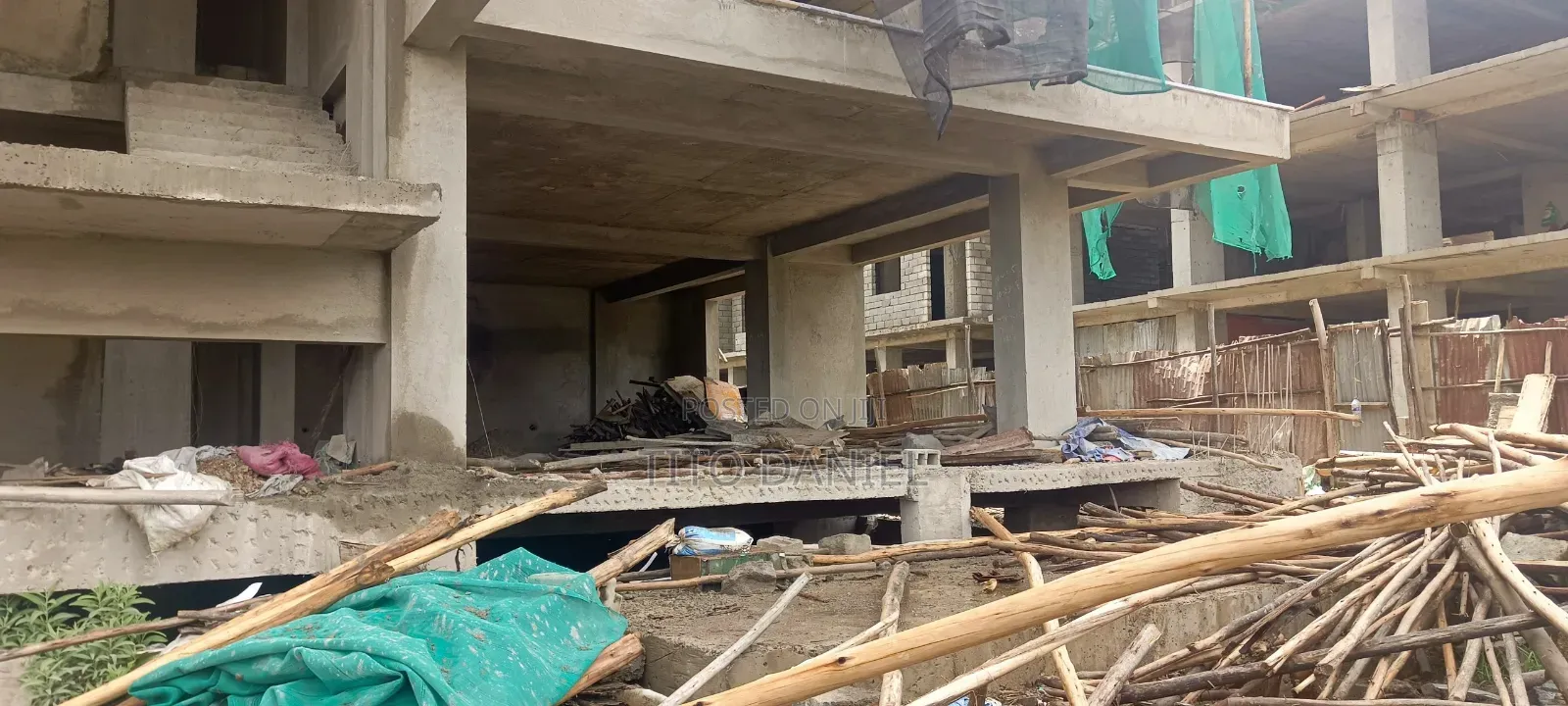 15bdrm House in Nifas Silk-Lafto for sale