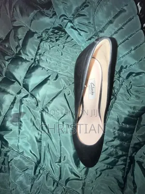 Clarks Narrative Narrow Fit