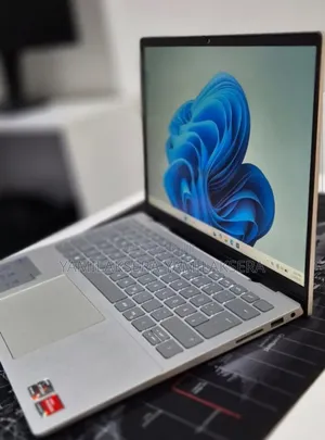New Laptop Dell Inspiron 14 16GB AMD Ryzen 7 SSD 1T