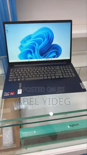 New Laptop Lenovo IdeaPad 1 8GB AMD Ryzen 5 SSD 256GB