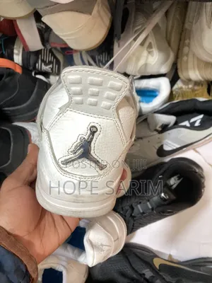 Air Jordan 4 "Pure Money" Style