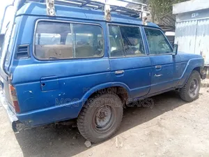 Toyota Land Cruiser 1989 Blue
