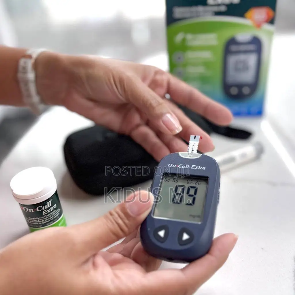 Blood Glucose Monitoring System Glucometer With Bag |On Call Extra