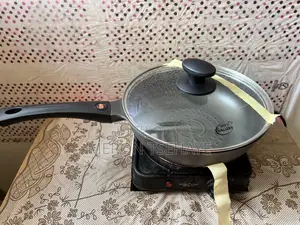 Cooking PAN Made of Titanium