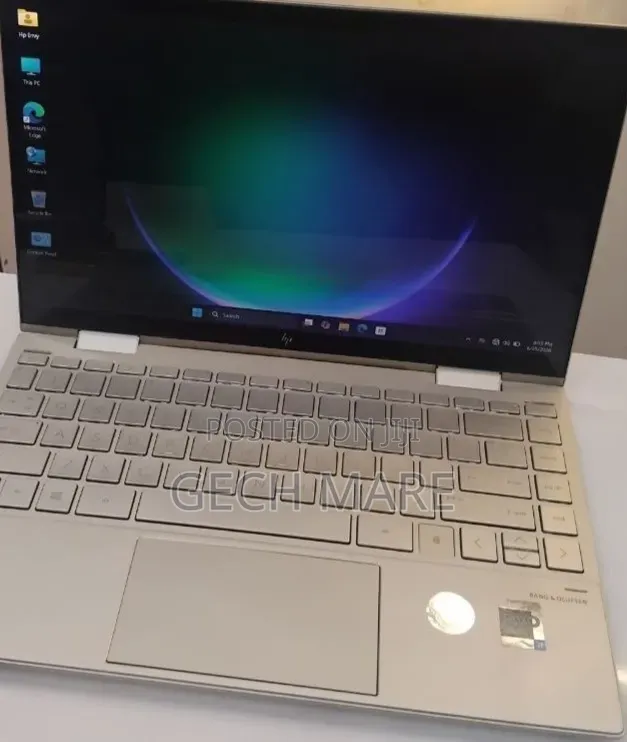 New Laptop HP Envy x360 8GB Intel Core i7 SSD 512GB
