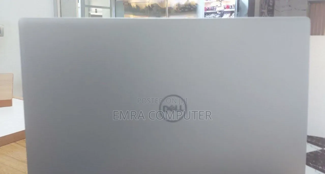 New Laptop Dell Inspiron 15 7501 16GB Intel Core i7 SSD 512GB