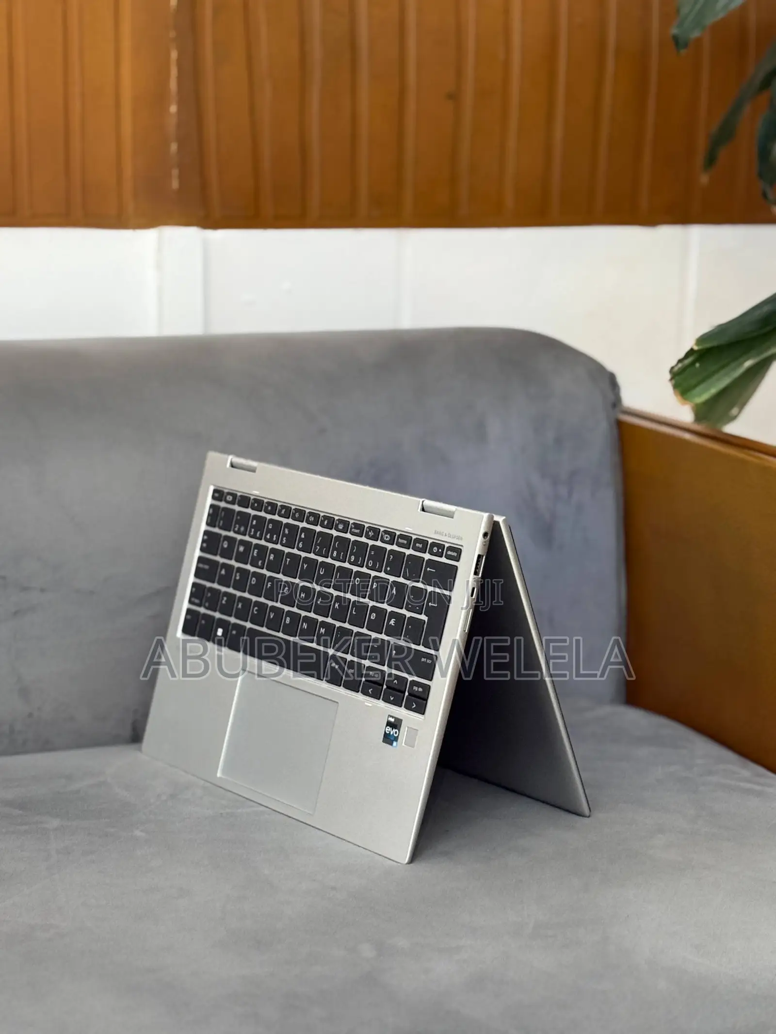 New Laptop HP EliteBook 830 G9 16GB Intel Core i5 SSD 512GB