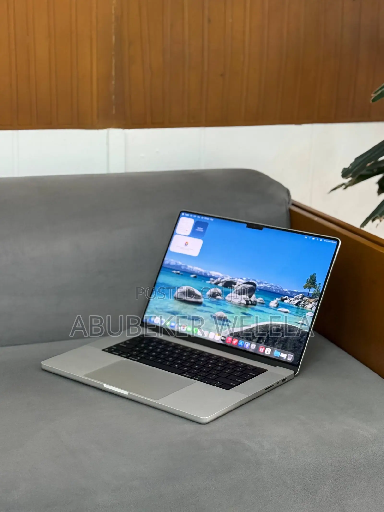 New Laptop Apple MacBook Pro 2021 M1 16GB Apple M1 Pro SSD 512GB