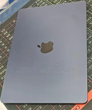 New Laptop Apple MacBook Air 2022 M2 16GB Intel Core M2 SSD 512GB