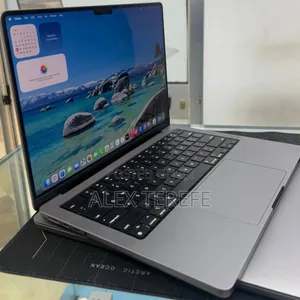 New Laptop Apple MacBook Pro 2021 M1 16GB Apple M1 Pro SSD 512GB