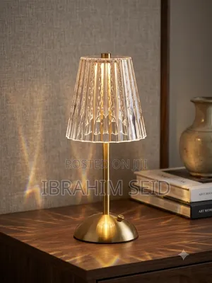 ዘመናዊና ማራኪ የጠረጴዛ መብራት (Modern Crystal Table Lamp)!