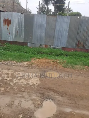 የጋርመንት ሀና ማሪያም በቅናሽ የሚሸጥ ቦታ