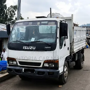 Isuzu NPR Gelbach Mekina