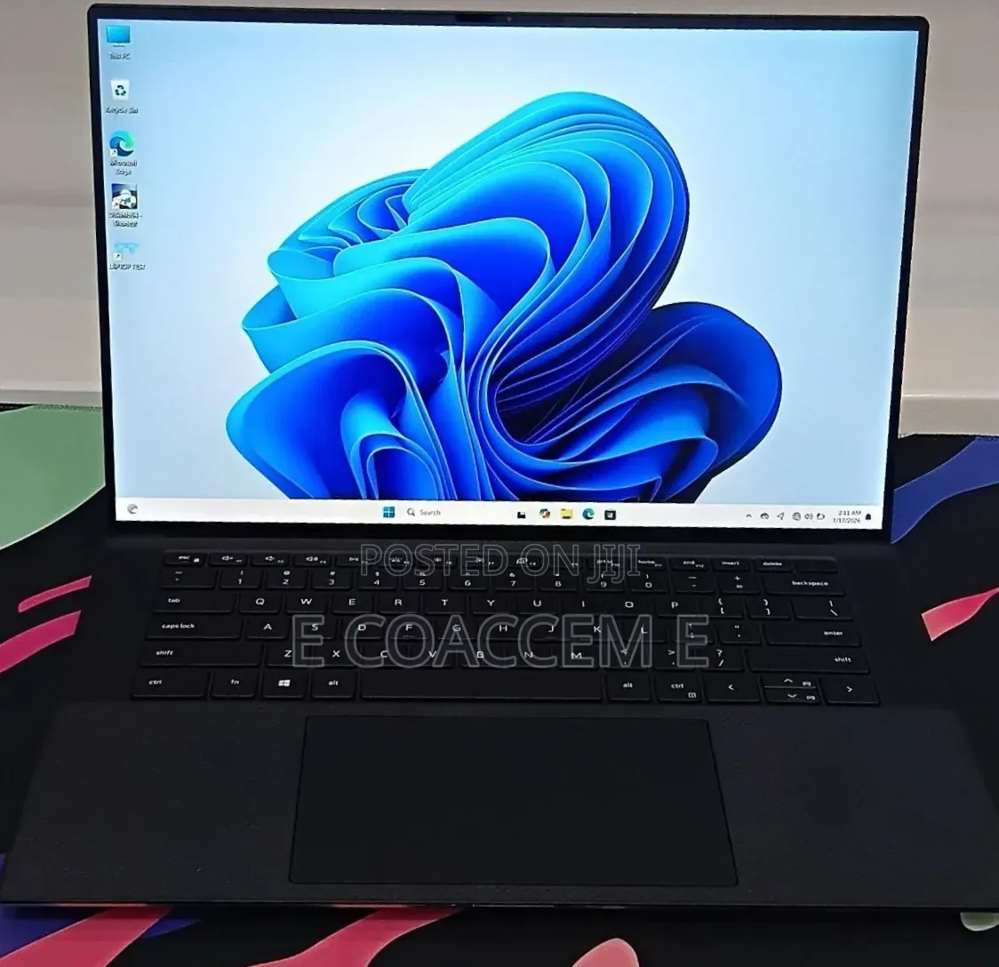 New Laptop Dell 16GB Intel Core i7 SSD 512GB
