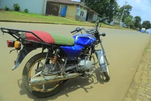 Bajaj Boxer 100 2015 Blue