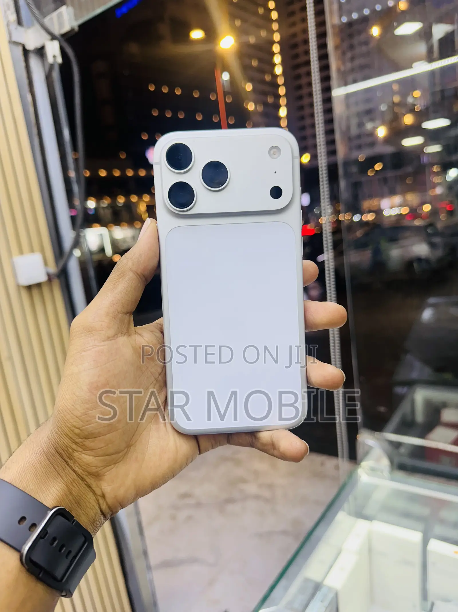 New Apple iPhone 17 Pro Max 256 GB Silver