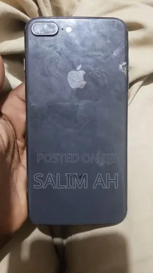 Apple iPhone 8 Plus 64 GB Black