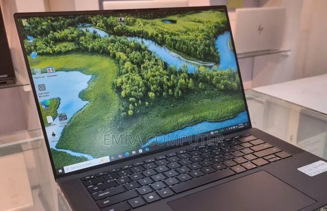 New Laptop Dell Precision 5570 16GB Intel Core i7 SSD 512GB
