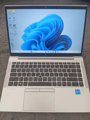 New Laptop HP EliteBook 840 8GB Intel Core i5 SSD 512GB