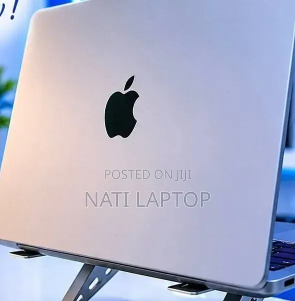 New Laptop Apple MacBook Pro 2021 M1 16GB Apple M1 Pro SSD 512GB