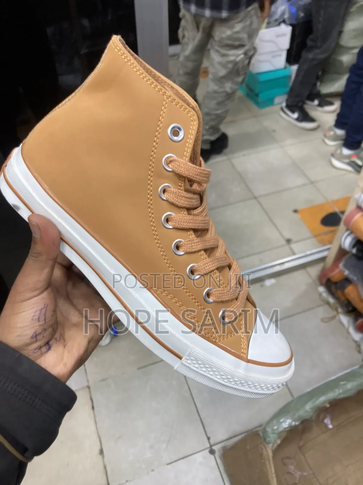 Converse Chuck Taylor High-Tops