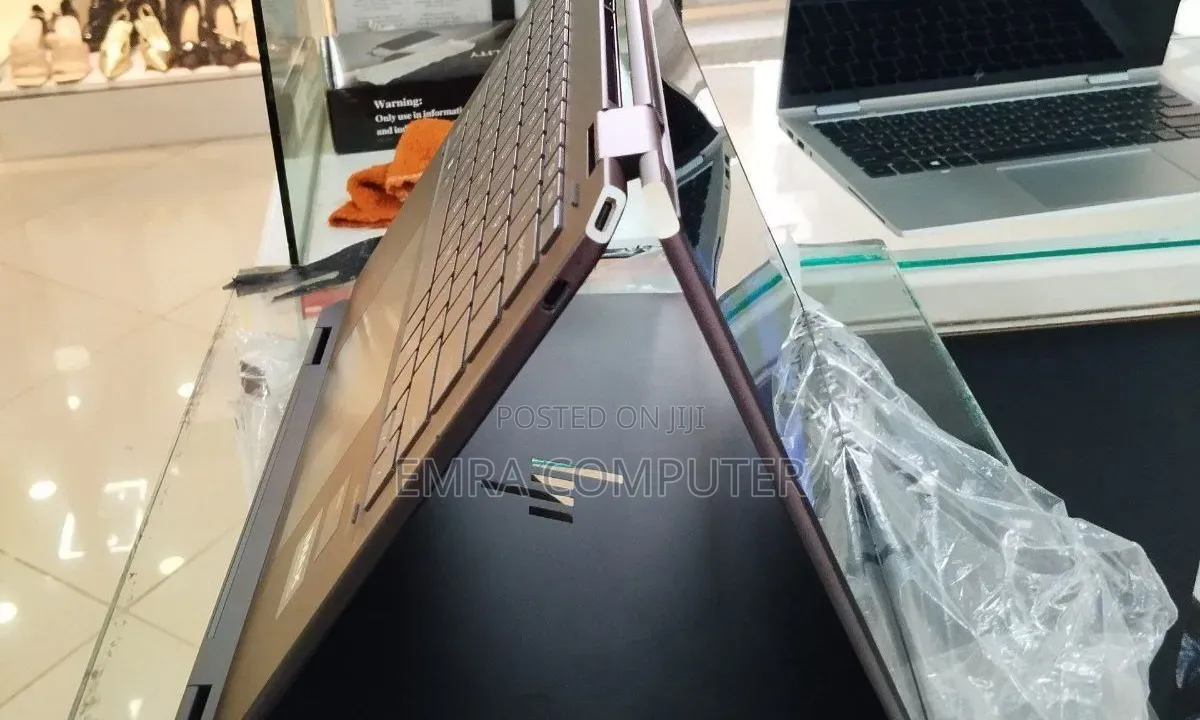 New Laptop HP 16GB Intel Core Ultra 7 SSD 1T