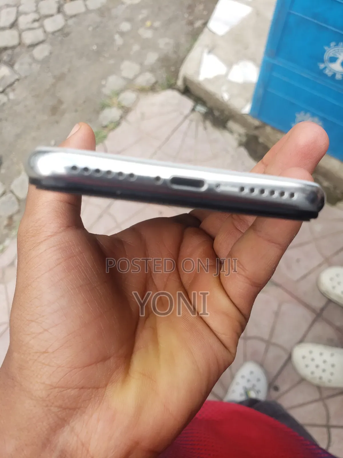 Apple iPhone X 64 GB White