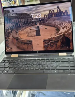 New Laptop HP Spectra 13 16GB Intel Core i7 SSD 512GB