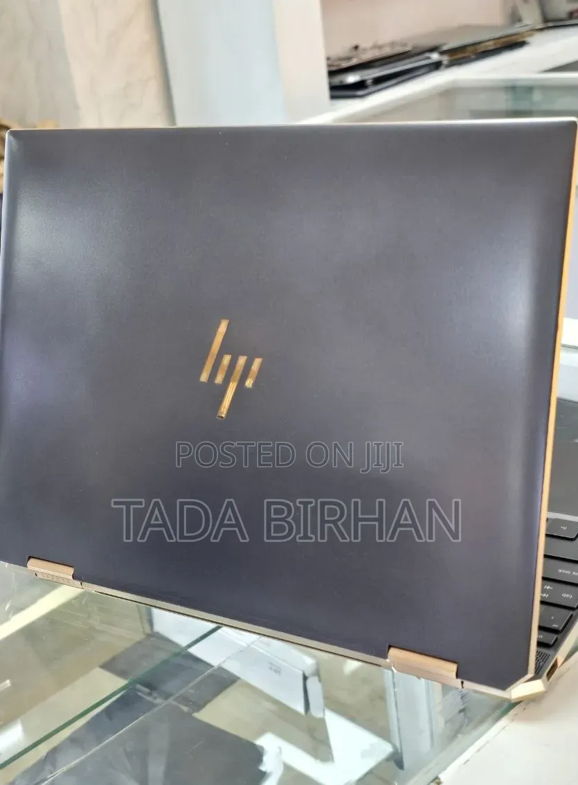 New Laptop HP Spectra 13 16GB Intel Core i7 SSD 512GB