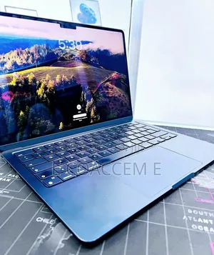 New Laptop Apple MacBook 16GB SSD 512GB
