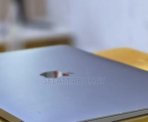 New Laptop Apple MacBook Air 2020 M1 16GB Apple M1 SSD 256GB
