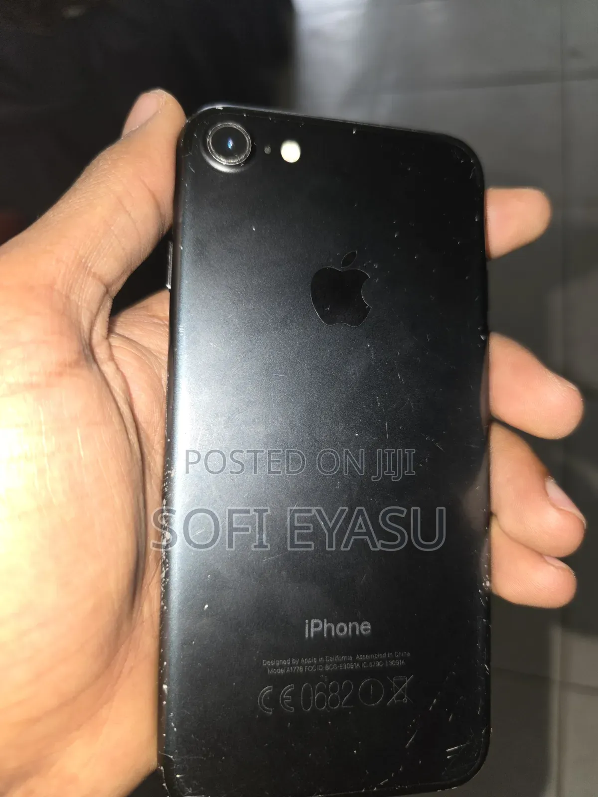 Apple iPhone 7 32 GB Black