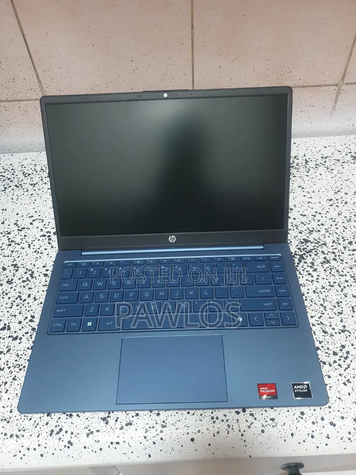 New Laptop HP 4GB AMD Ryzen 7 SSD 256GB