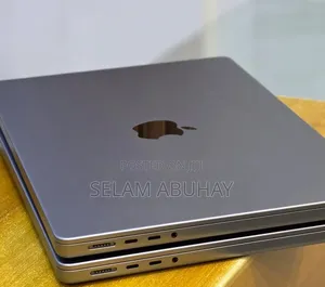 New Laptop Apple MacBook Pro 2021 M1 32GB Apple M1 Pro SSD 512GB