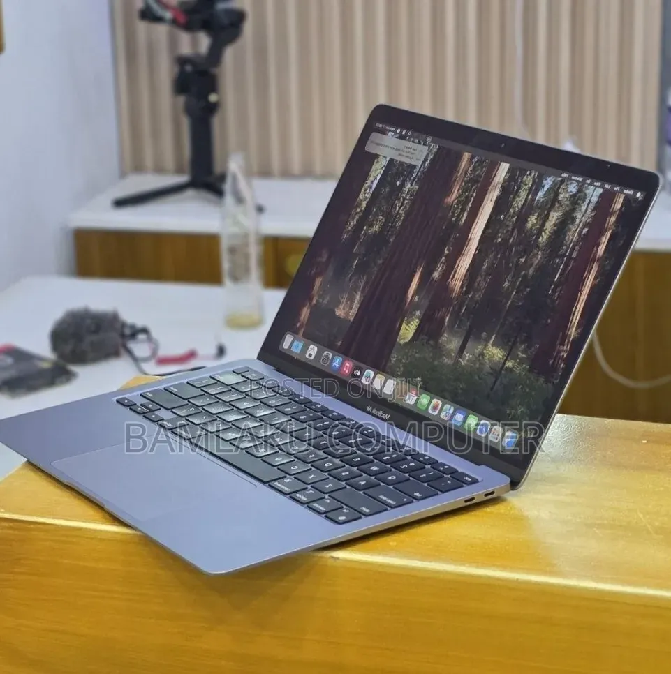 New Laptop Apple MacBook Air 2020 M1 16GB Apple M1 SSD 256GB
