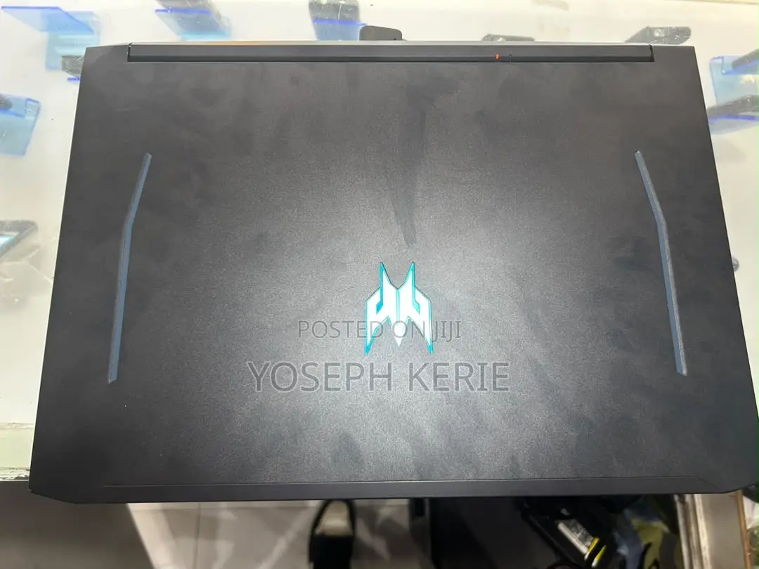 New Laptop Acer Predator Helios 300 16GB Intel Core i9 SSD 512GB