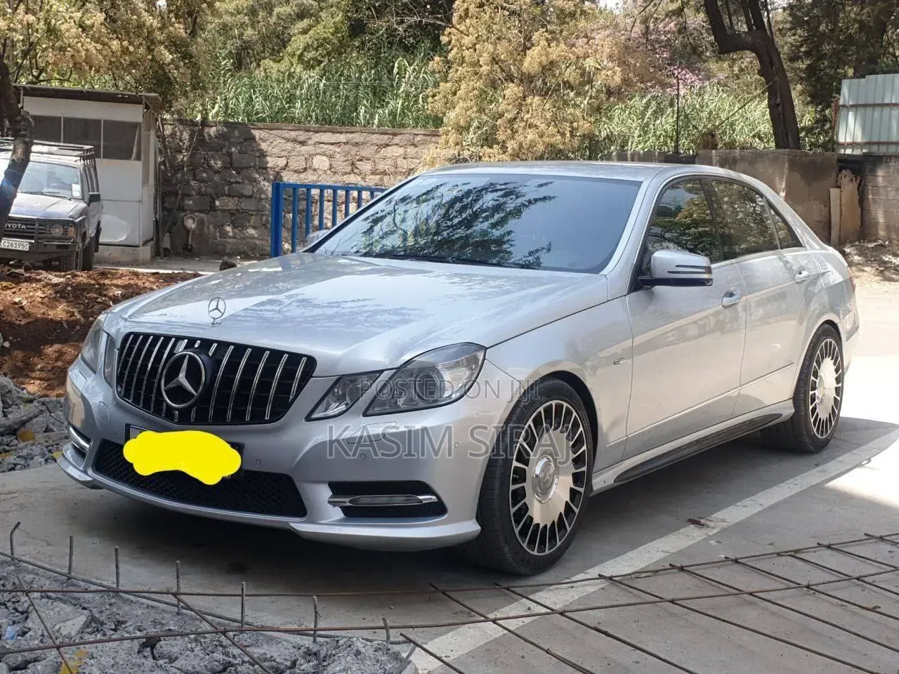 Mercedes-Benz E200 2014 Silver