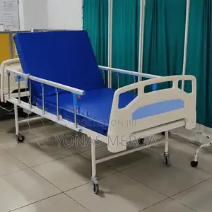 Hospital Bed=patients Bed Brakes for Safe Movement and Positioning