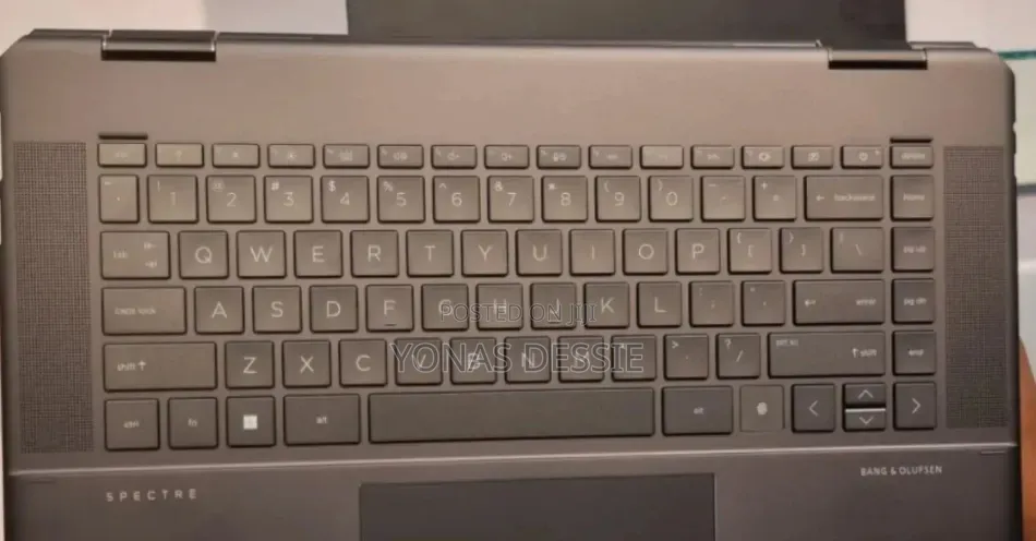New Laptop HP Spectre 16GB Intel Core i7 SSD 1T