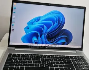 New Laptop HP ProBook 440 G9 16GB Intel Core i7 SSD 512GB