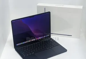 New Laptop Apple MacBook Air 2022 M2 8GB Apple M2 SSD 512GB