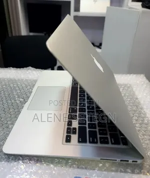New Laptop Apple MacBook Air 2017 8GB Intel Core i5 SSD 128GB