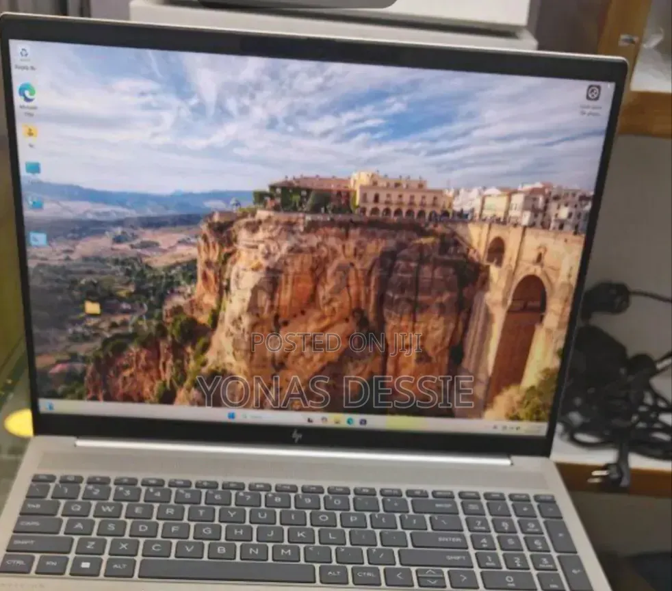 New Laptop HP Pavilion 14 16GB Intel Core i7 SSD 1T