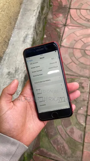 New Apple iPhone SE (2022) 256 GB Red