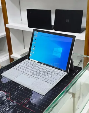 New Laptop Microsoft Surface Pro 7 16GB Intel Core i5 SSD 256GB