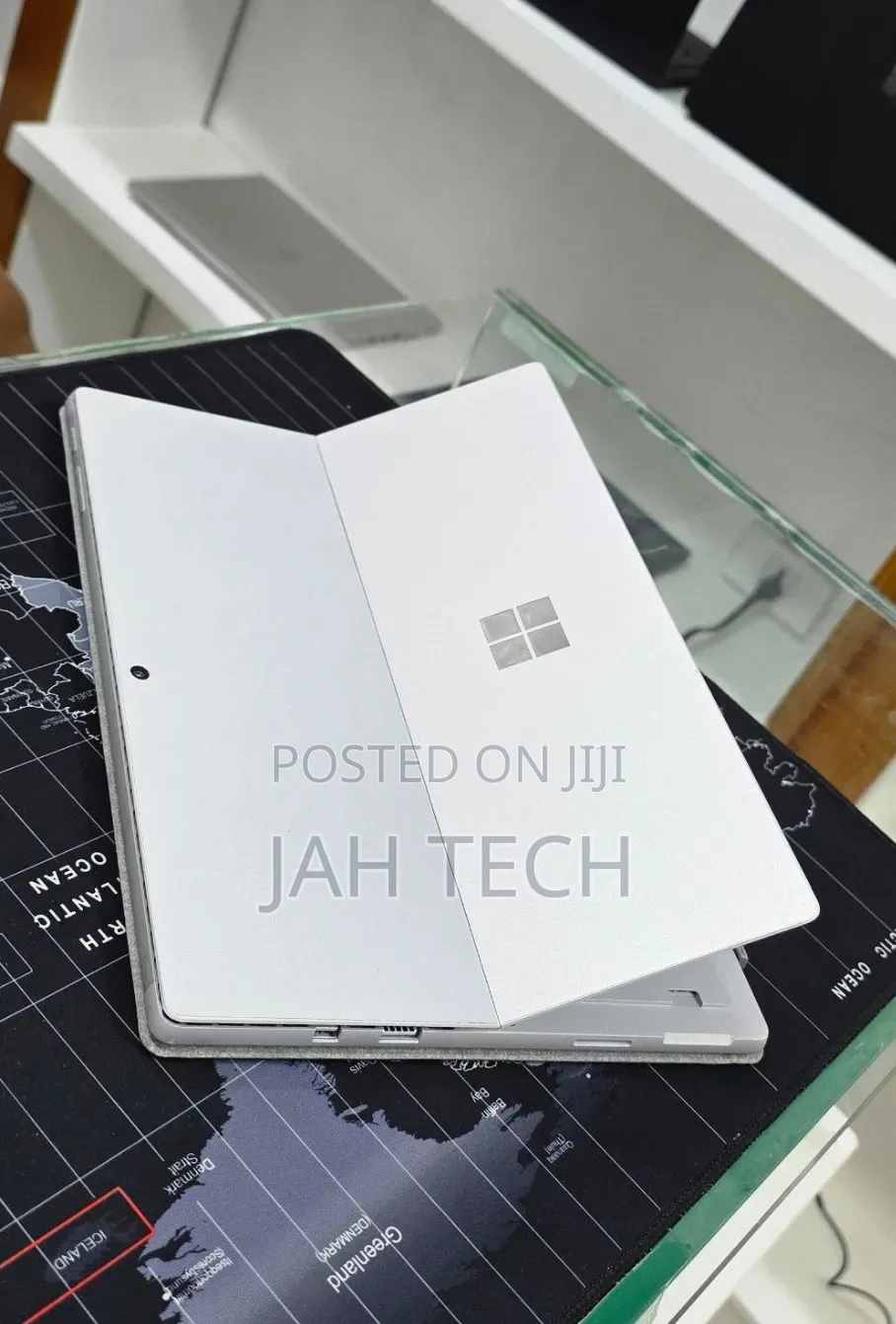 New Laptop Microsoft Surface Pro 7 16GB Intel Core i5 SSD 256GB