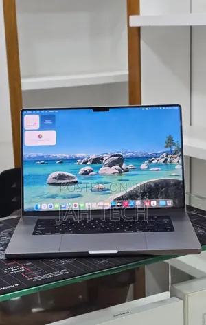 New Laptop Apple MacBook Pro 2021 M1 32GB Apple M1 Pro SSD 512GB