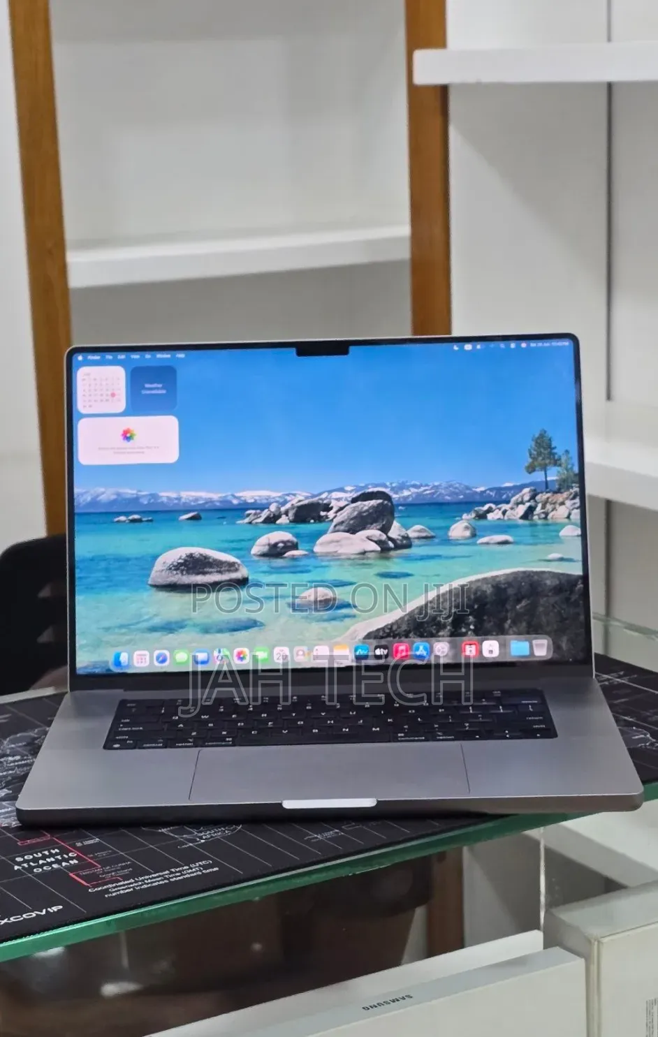 New Laptop Apple MacBook Pro 2021 M1 32GB Apple M1 Pro SSD 512GB