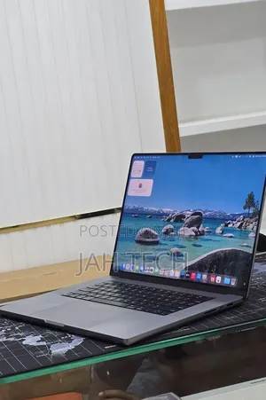 New Laptop Apple MacBook Pro 2021 M1 32GB Apple M1 Pro SSD 512GB